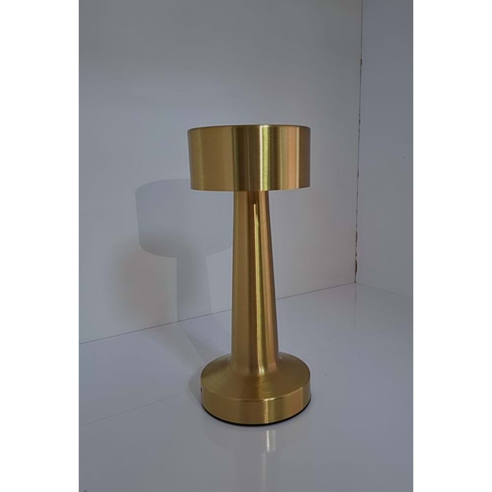 LİMEO METAL MASA LAMBASI